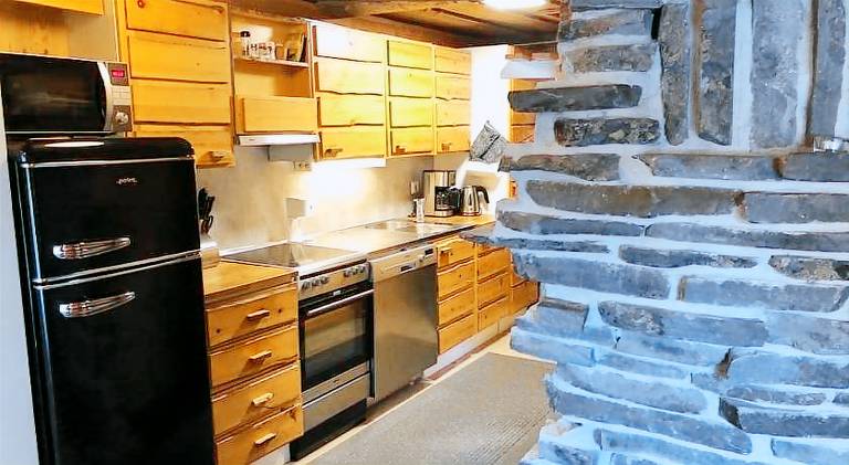 Apartment with 1 room for 5 persons — photo 2