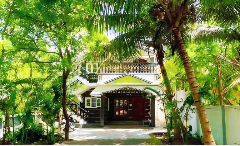 Bed and breakfast  Mahabalipuram Beach