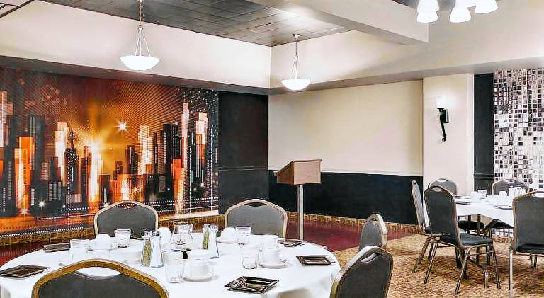 Super 8 By Wyndham Sarnia On — photo 3