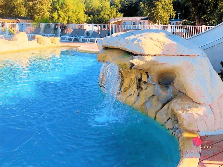 Family-friendly mobile home with heated pool & terrace | Next to the beach | Dogs allowed — photo 3