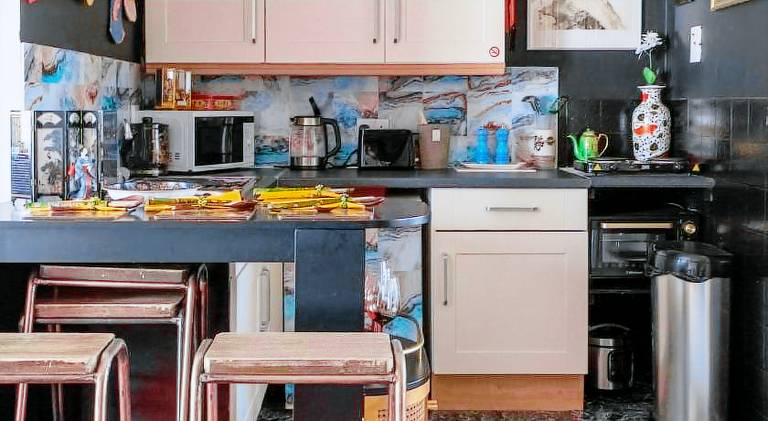Chalet with 2 rooms for 5 persons — photo 3
