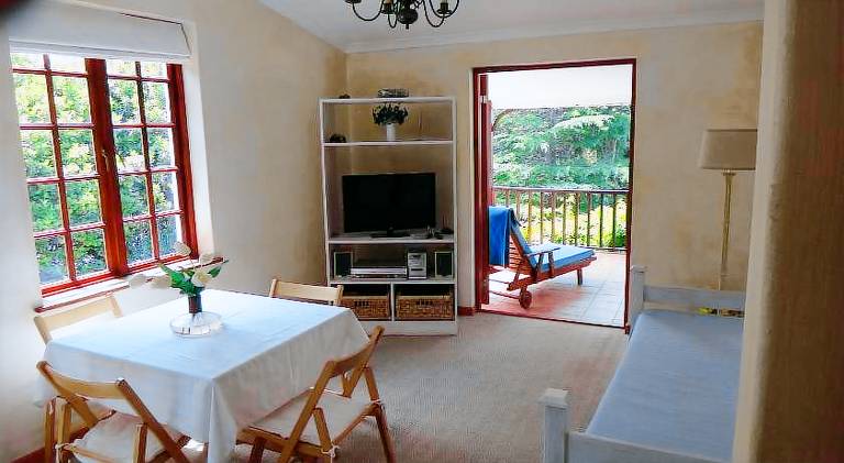 Holiday apartment with pool | Pet-friendly — photo 4