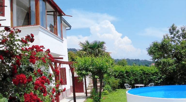 Nice house with pool | Pets allowed in Opatija