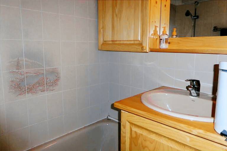 Rental apartment with 2 rooms for 6 persons in Combloux