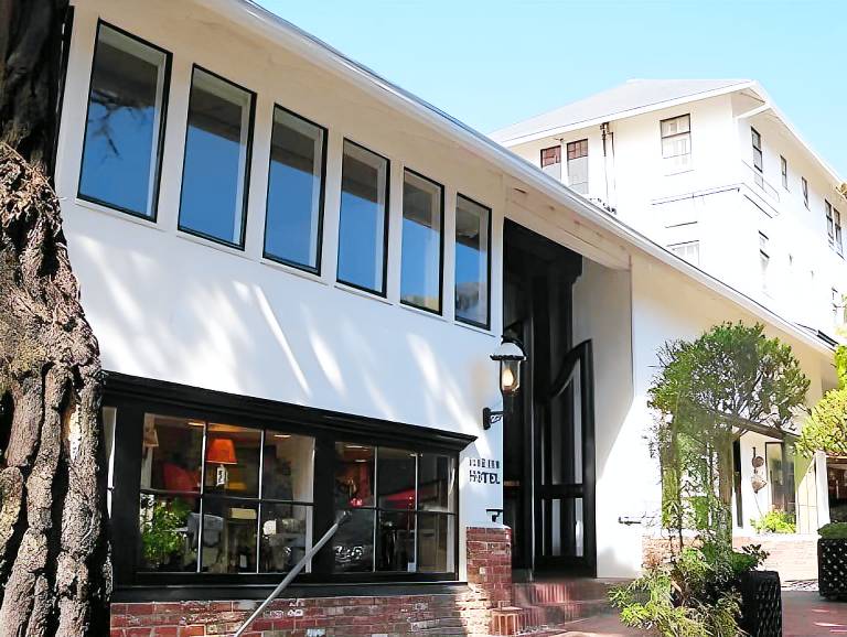 Pine Inn Carmel