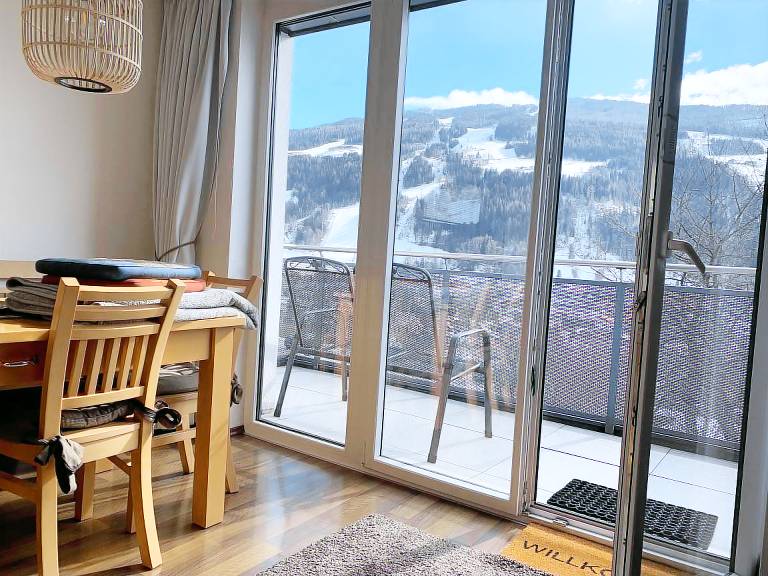 Rental apartment with patio in Schladming