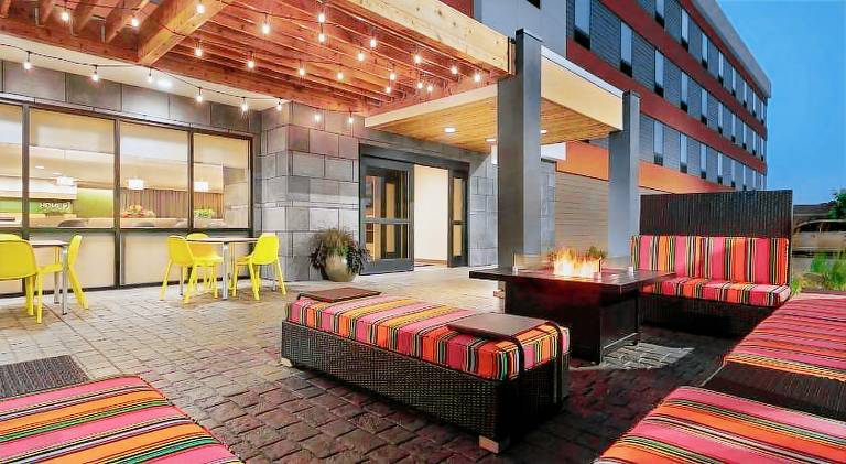 Home2 Suites by Hilton Bismarck — photo 3