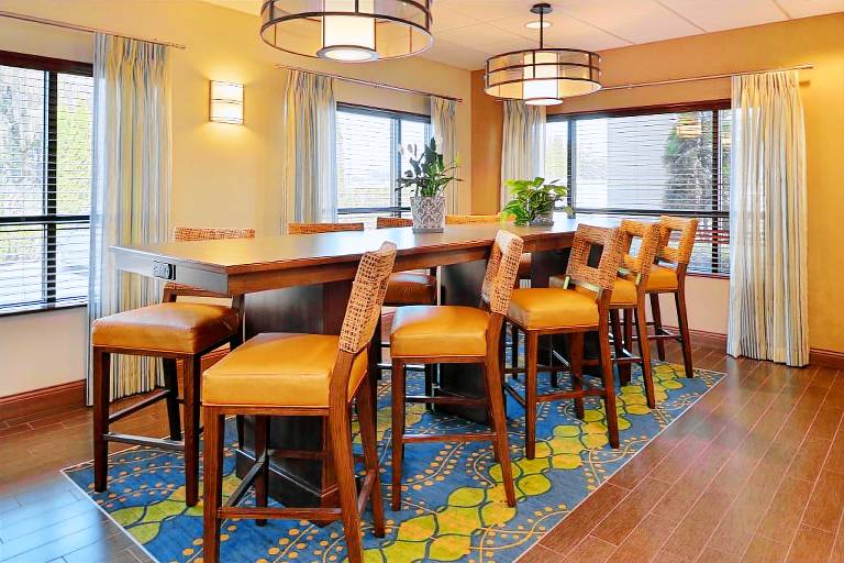 Hampton Inn Portland East — photo 3