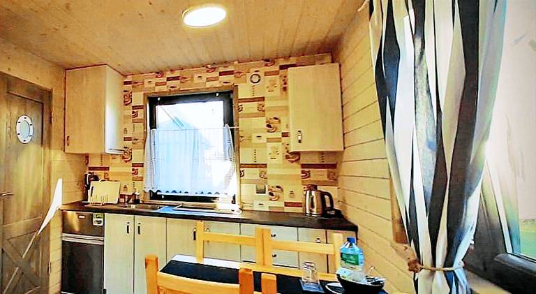 Vacation home with garden, patio & grill | Next to the beach | Pets allowed — photo 4