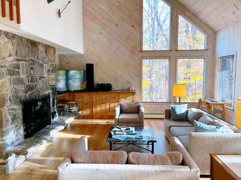 Stratton Mountain Vacation Rentals from 214 HomeToGo