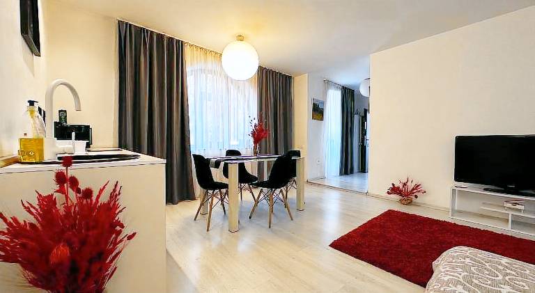 Apartment with garden & terrace | Next to Saint Michael Church | Perfect for remote work | Pet-friendly — photo 2