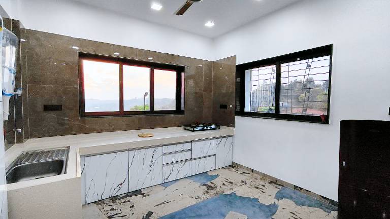 Fabulous lake view from property is awesome — photo 4