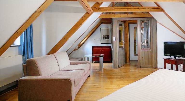 Charles Bridge Heritage Suites by SALVATOR HOTELS — photo 5