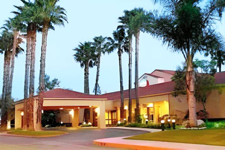 Sonesta Select Huntington Beach Fountain Valley in Fountain Valley, CA