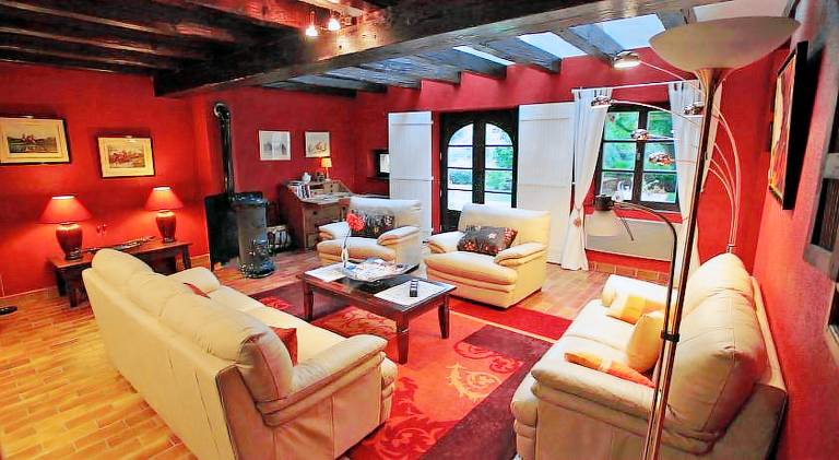 Vacation home with terrace & garden — photo 2