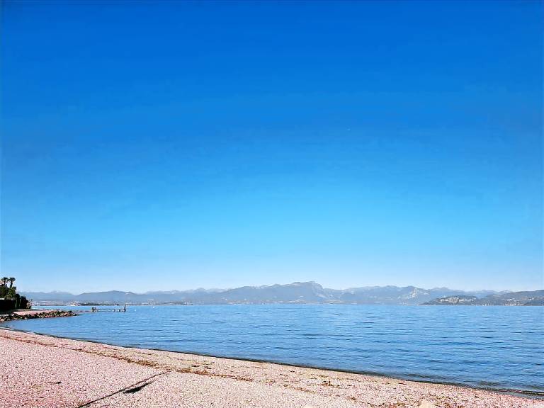 Ferienwohnung mit Hund in Peschiera del Garda f&uuml;r max. 4 Personen