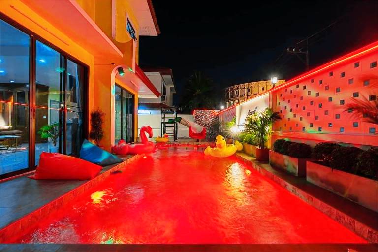 Villa with pool, BBQ & yard | Suitable for remote work | Pets are welcome — photo 4