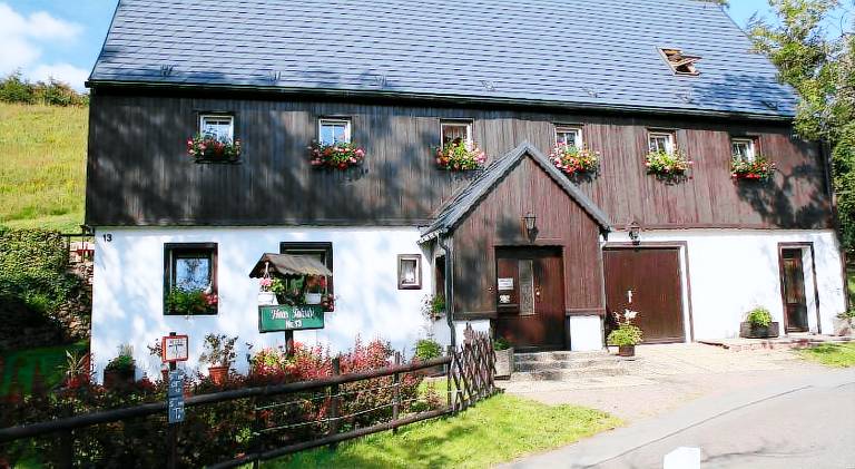 Nice holiday apartment | Dogs allowed in Altenberg