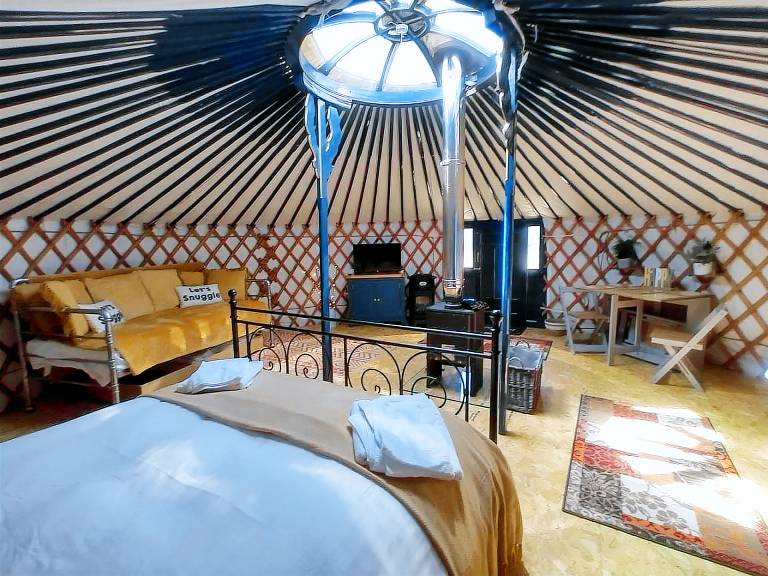 Luxury Glamping Yurts for an Outdoor Adventure in Carmarthenshire — photo 4