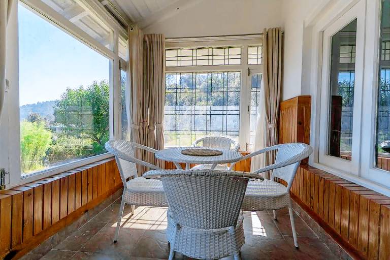 Pleasant vacation home with yard | Pets allowed — photo 3