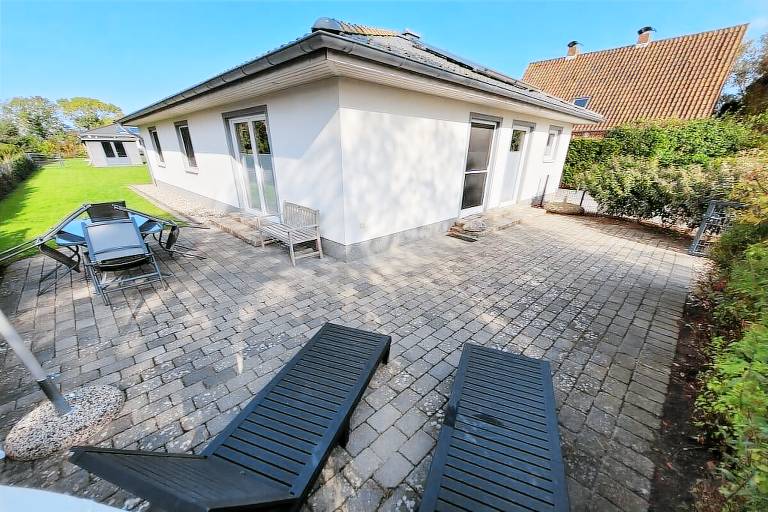 House with BBQ, patio & sauna — photo 2