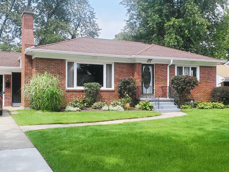 House  Williamsville