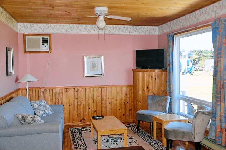 Cottage  Cavendish