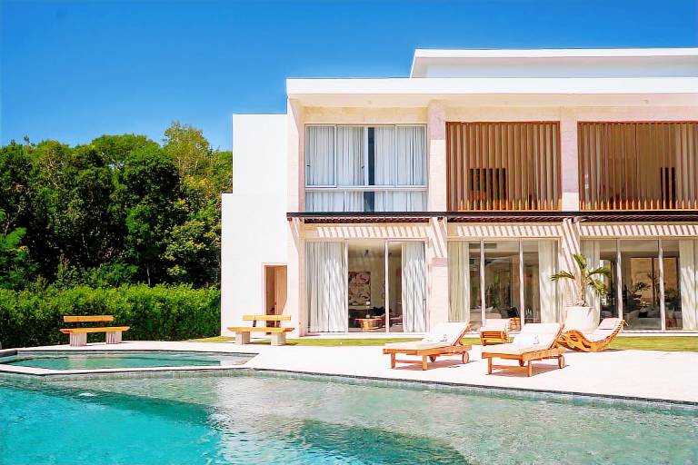 Children-friendly ample villa with yard, pool & terrace | Golf view | Pet-friendly — photo 2