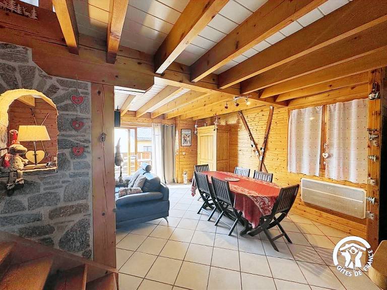 Gite with patio, garden & grill — photo 3