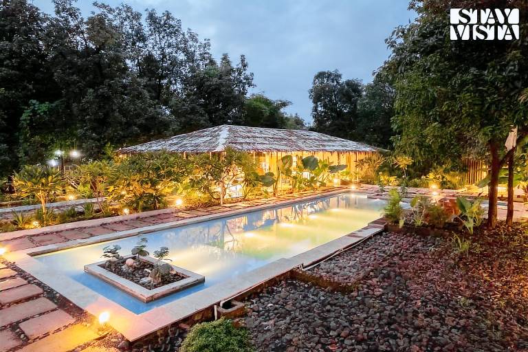 Nice villa with hot tub, pool & yard | Pets allowed in Nashik