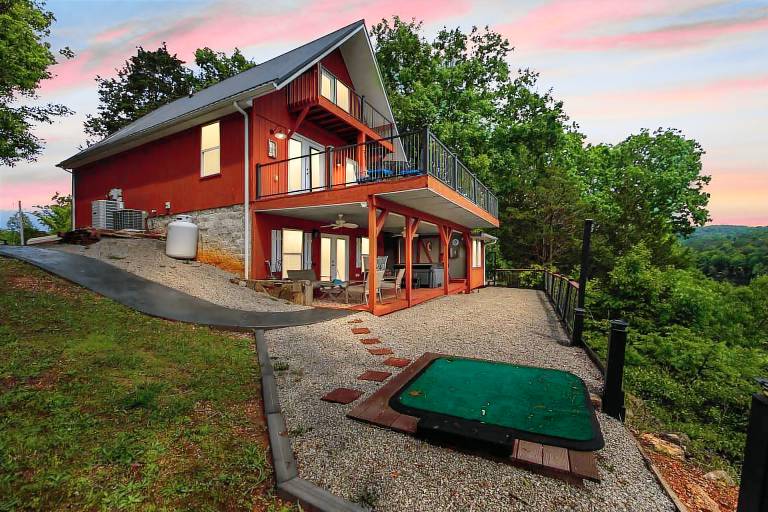 Lodge Burnside