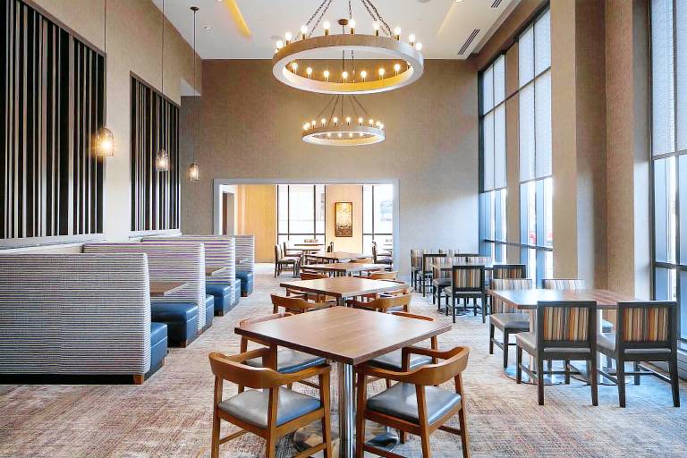 Embassy Suites by Hilton South Bend at Notre Dame — photo 5