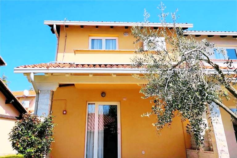 Charming house with patio & pool | Dogs allowed — photo 3