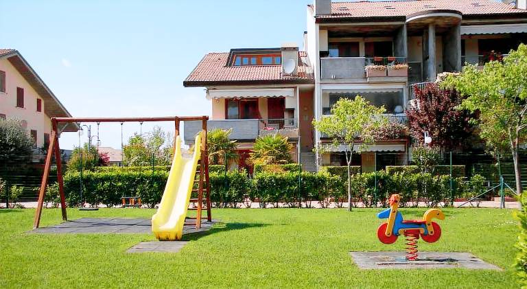 Charming serviced apartment with patio, pool & barbecue | Pet-friendly — photo 5