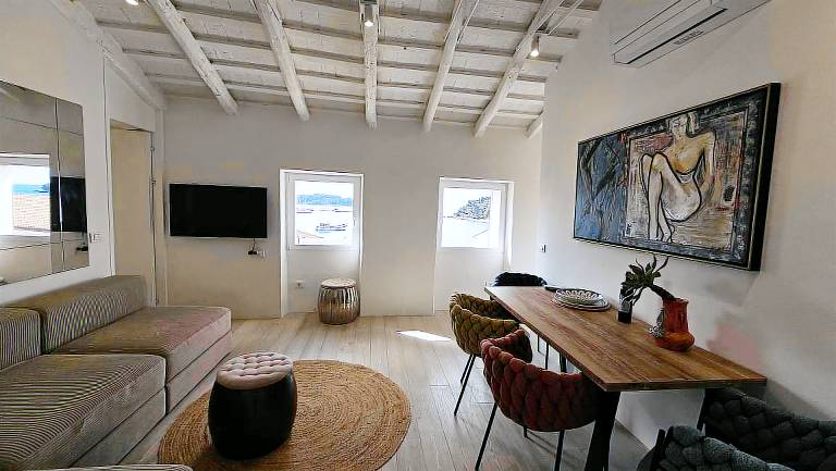 Holiday apartment with 2 rooms for 4 persons — photo 2
