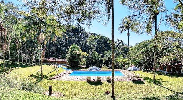Vacation home with pool in Atibaia