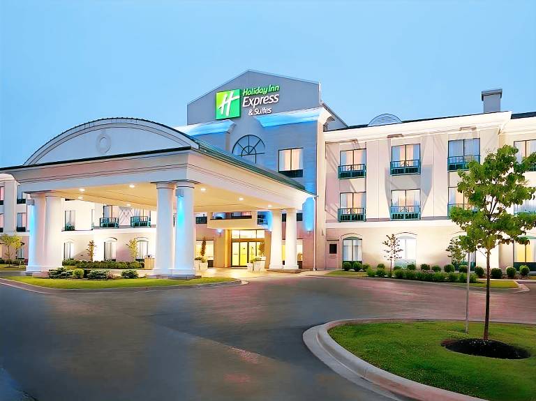 Holiday Inn Express Hotel & Suites Dieppe Airport By IHG in Dieppe, NB