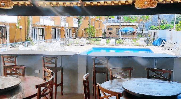 Apartment with pool — photo 3