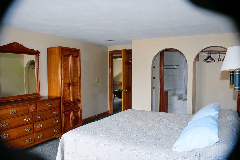 Condo Newport East
