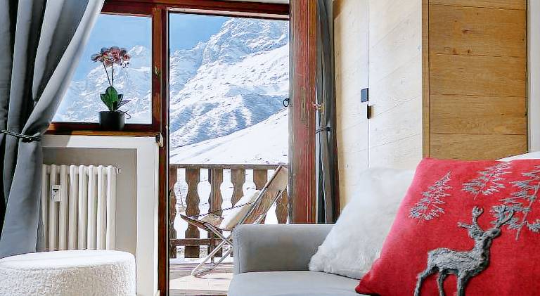 Rental apartment with jacuzzi | Suitable for remote work in Valtournenche
