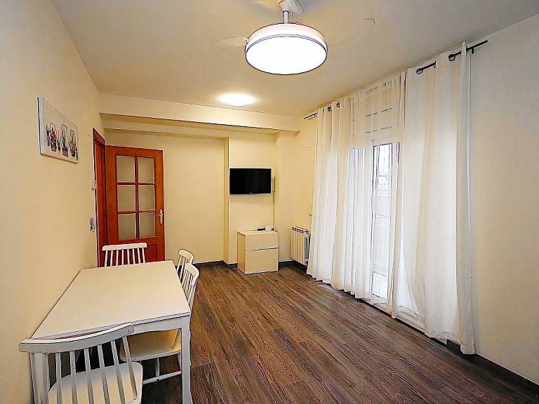 Holiday apartment with 2 rooms for 5 persons — photo 4