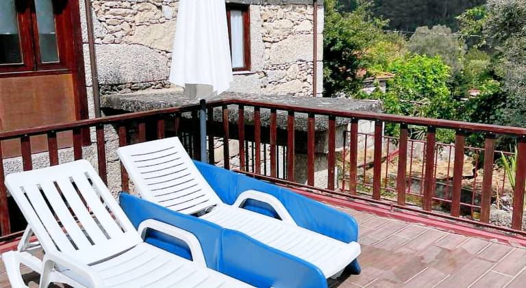 Fully equipped villa with private pool, yard & hot tub | Good for workation | Dogs allowed — photo 3
