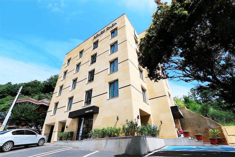 Namyangju Bukhangang Dolcecasa Hotel