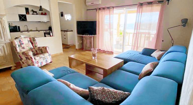 Apartment with pool | Pet-friendly — photo 2