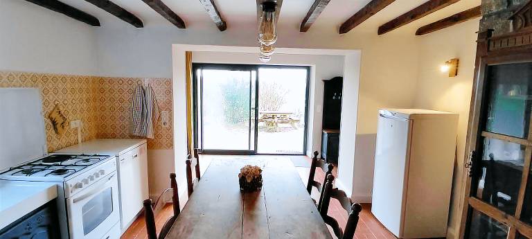 Gite with patio & yard — photo 5