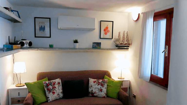 Beautiful rental apartment with patio | Next to the beach | Pet-friendly — photo 3