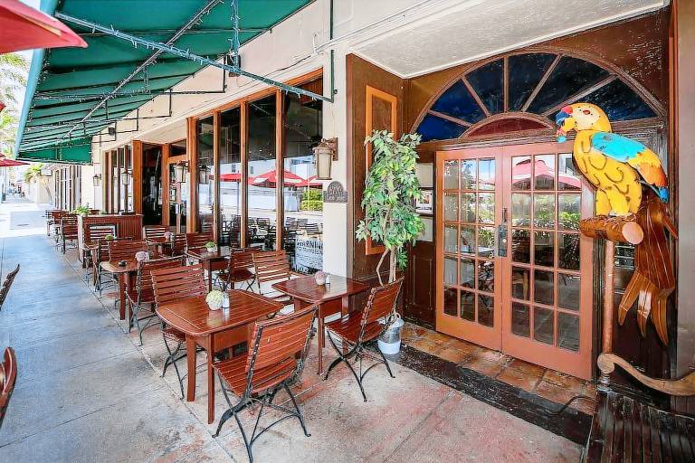 Norman's Hotel and Dining in Miami Beach, FL