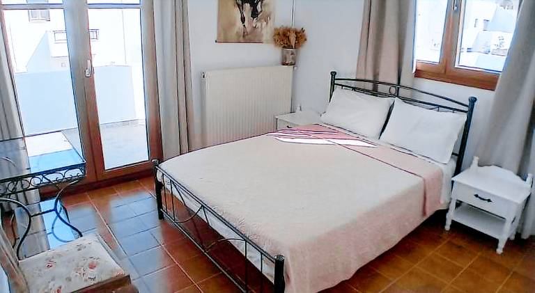 Apartment with 2 rooms for 5 persons — photo 2