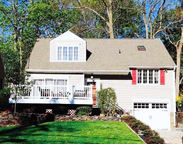 Apartment Laurel Hollow
