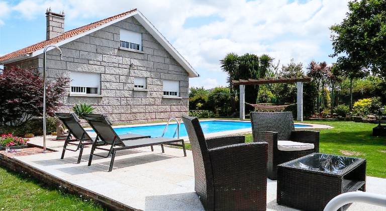 180 m&sup2; Ferienhaus